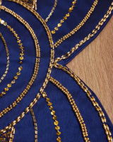 Saia para Árvore de Natal Azul Marinho com Bordados e Paetês Dourados - Imagem 2